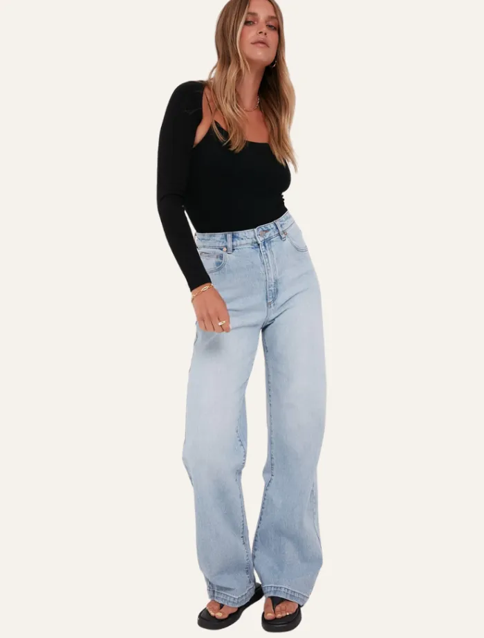 a__high_amp_wide__linda_o_2.webp Abrand A 94 High & Wide - Linda Organic< Denim | Tops