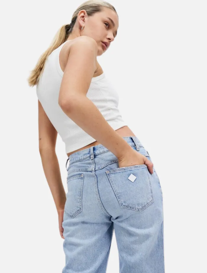 a__mid_straight__jeanie_v_3.webp Abrand A 95 Mid Straight - Jeanie Vintage Blue< Denim
