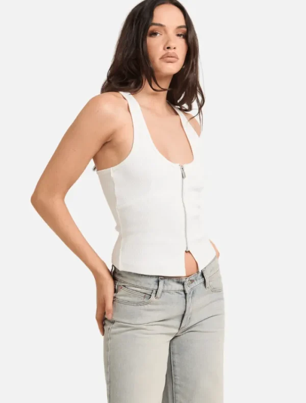 Abrand Addison Racer Top - White Sand< Casual Dresses | Denim