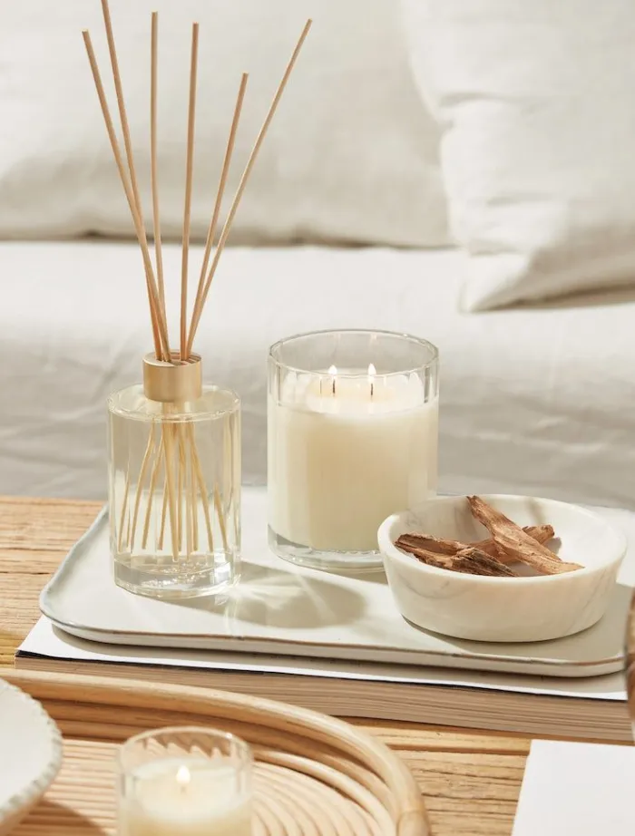 amber_amp_sandalwood_frag_1.webp Circa Home Amber & Sandalwood Fragrance Diffuser 250ml< Diffusers | Tops