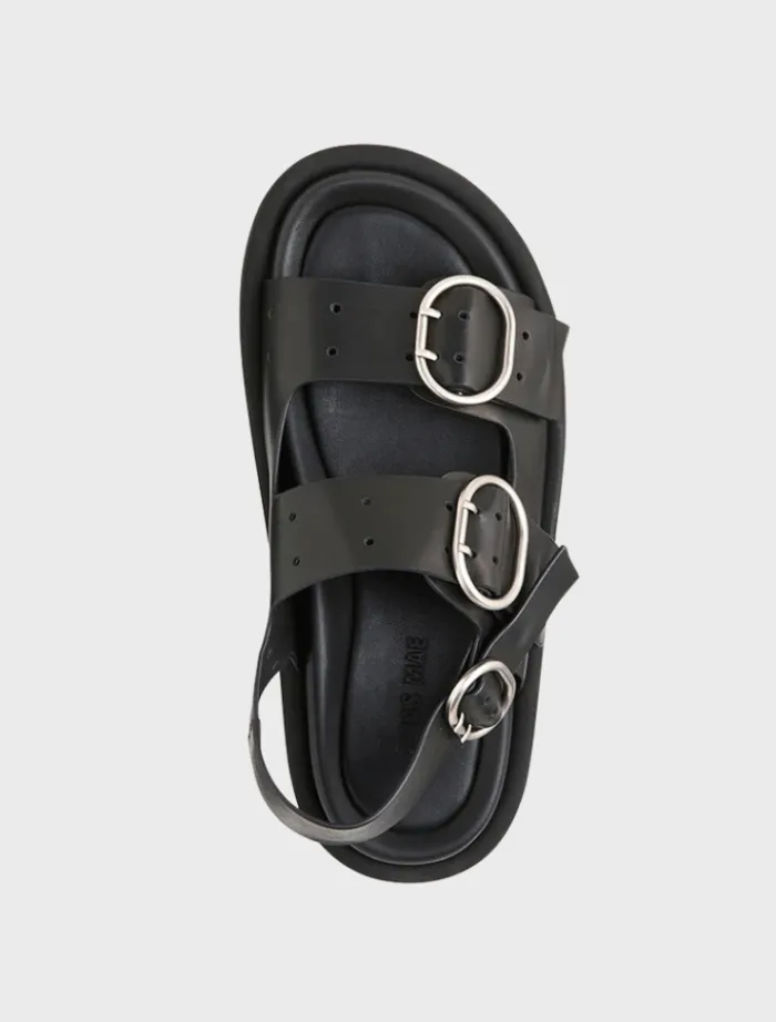 anouk__black_1.webp Alias Mae Anouk - Black< Flats | Sandals
