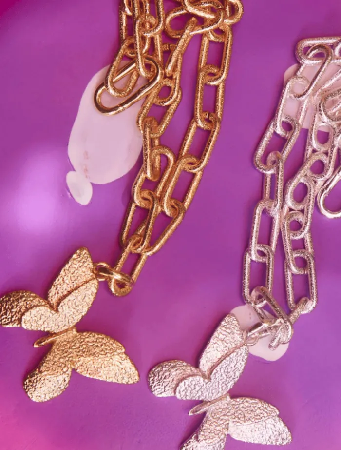 butterfly_effect_necklace_2-1.webp Emma Pills Butterfly Effect Necklace - Fearless Silver< Necklaces