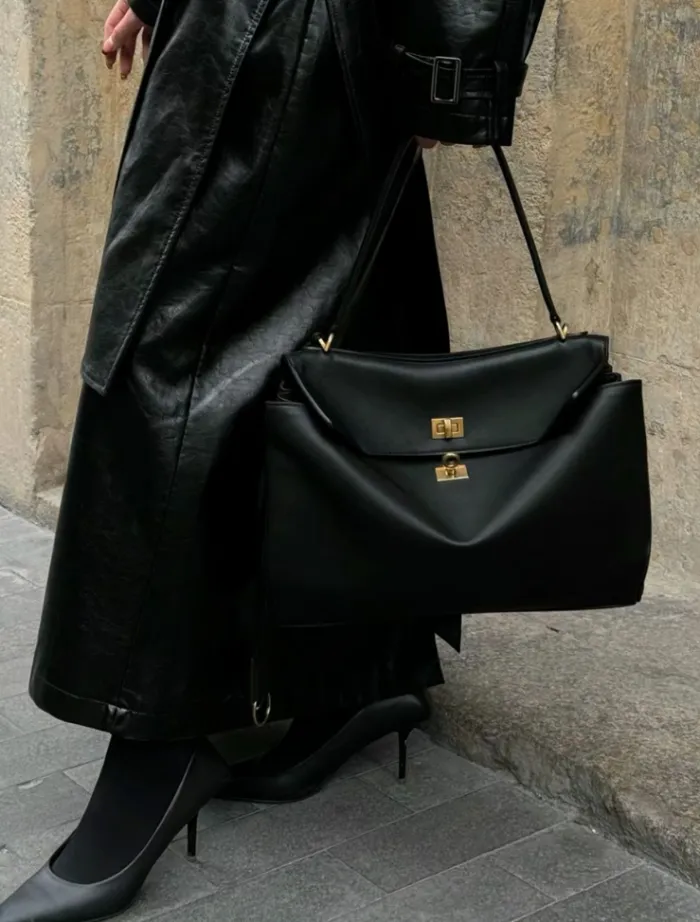 cleo_tote_bag__black_1.webp Insurge Clothing Cleo Tote Bag - Black< Bags | Tops