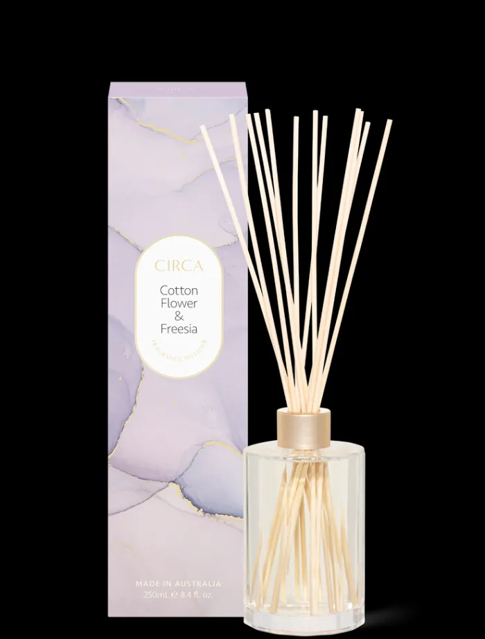 cotton_flower_amp_freesia_0.webp Circa Home Cotton Flower & Freesia Fragrance Diffuser 250ml< Diffusers | Tops