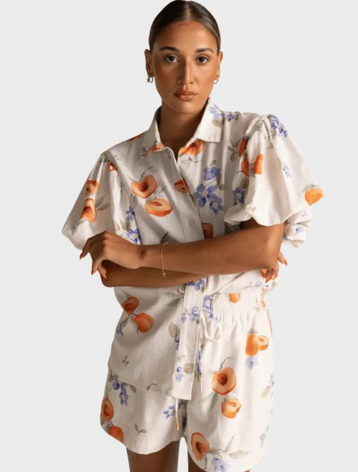 fi_fi_shirt__sweet_peach_2.webp Zanetta Fi Fi Shirt – Sweet Peach< Shorts | Shirts