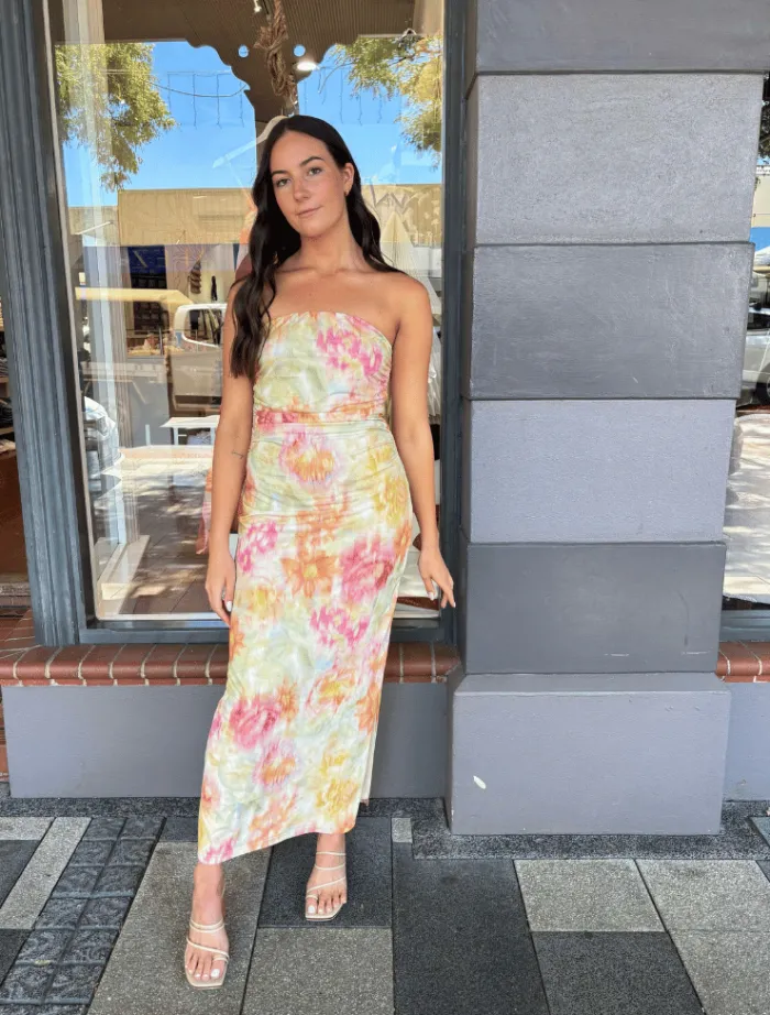keke_hazy_midi_dress__blo_2.webp Ownley Keke Hazy Midi Dress - Bloom Blush< Casual Dresses | Mini Dresses