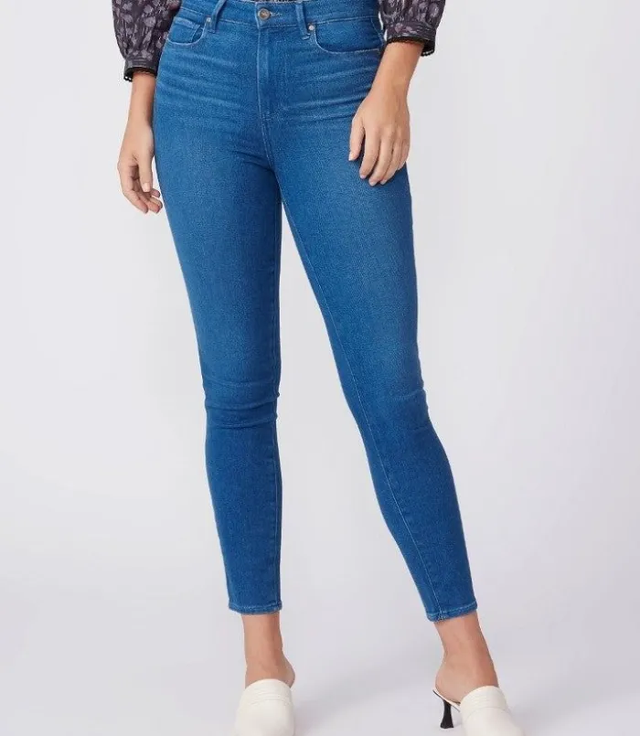 margot_ankle__amia_0.webp PAIGE Margot Ankle - Amia< Denim