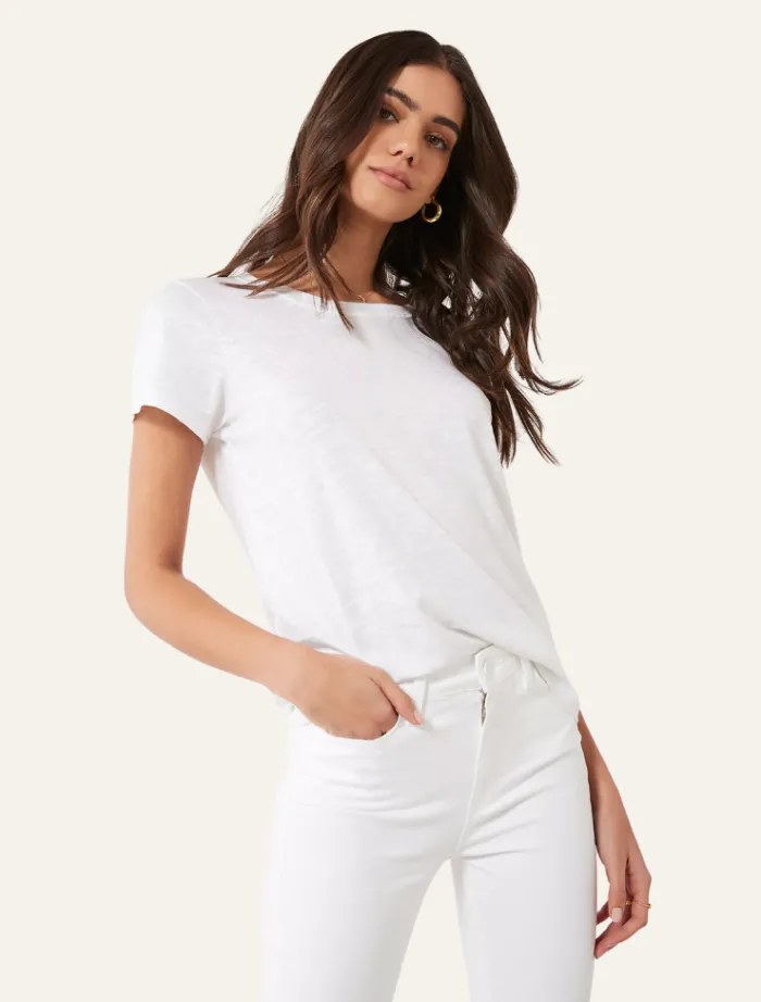 margot_ankle__crisp_white_2.webp PAIGE Margot Ankle - Crisp White< Denim
