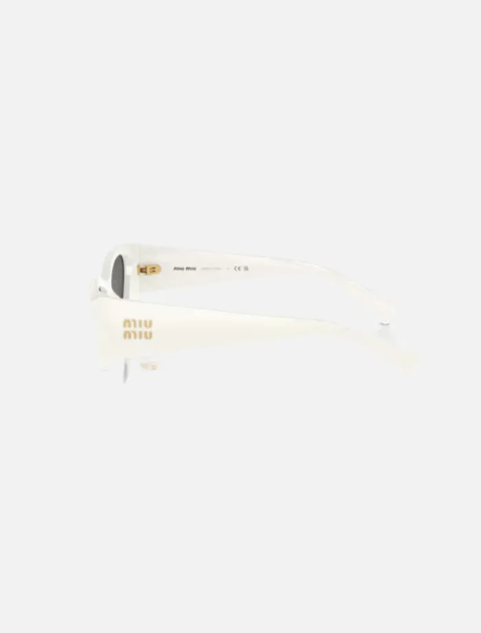 muys_sunglasses__white_2.webp Miu Miu 0MU06YS Sunglasses - White< Sunglasses