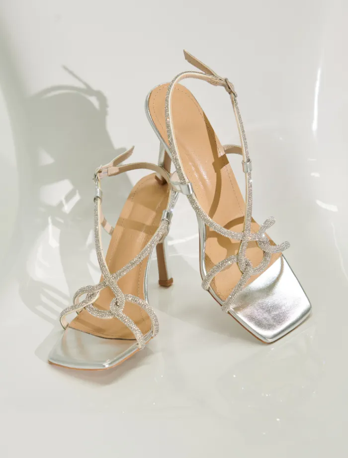 nova_heel__silver_1.webp Insurge Shoes Nova Heel - Silver< Heels