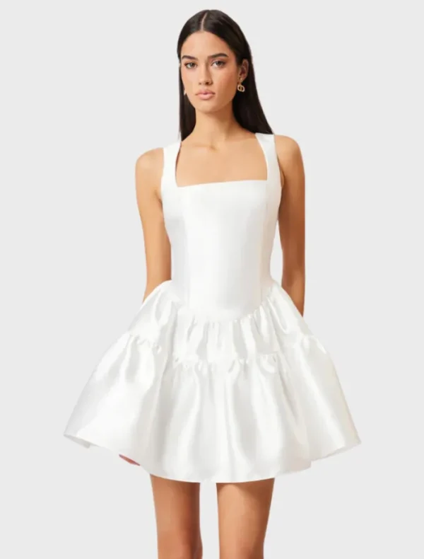 Elliatt Oleander Fit And Flare Dress - White< Casual Dresses | Mini Dresses
