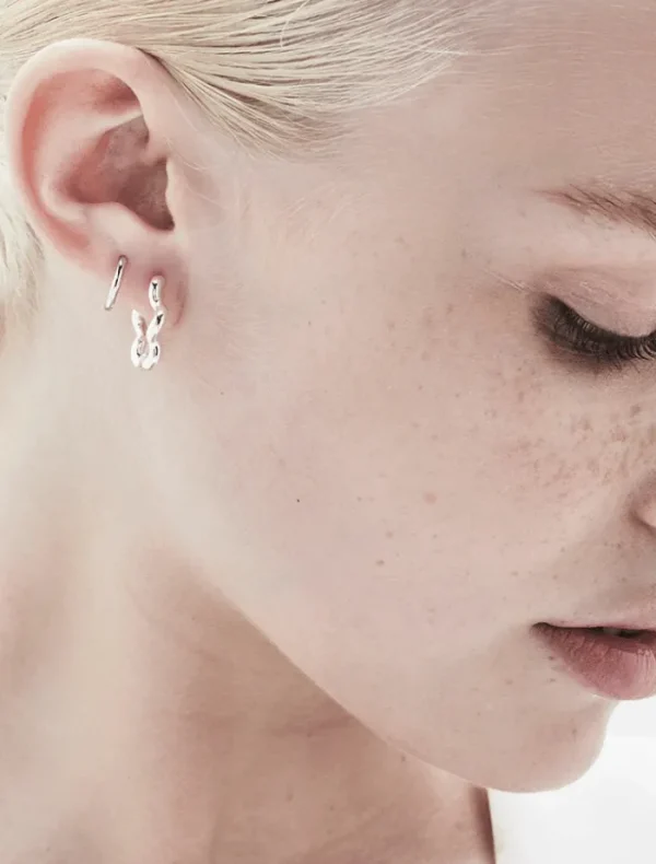 Jolie and Deen Rebecca Sleepers - Silver< Earrings