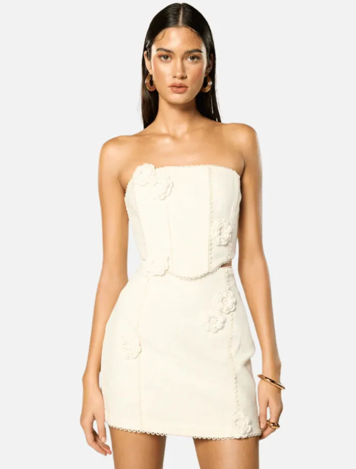 rosalind_short_skirt__whi_3.webp Winona Rosalind Short Skirt - White< Shorts | Skirts