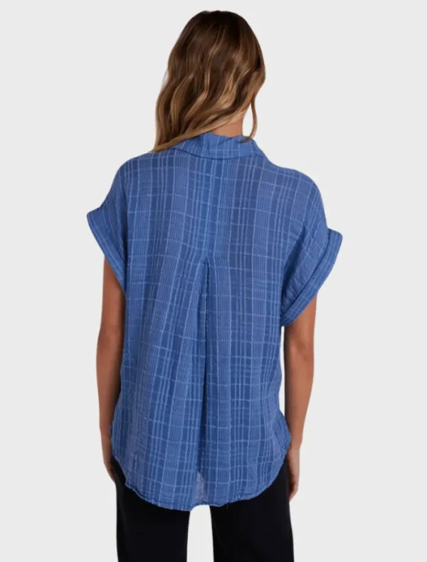 Bella Dahl Short Sleeve Pocket Button Down - Bright Indigo< Shorts | Skirts