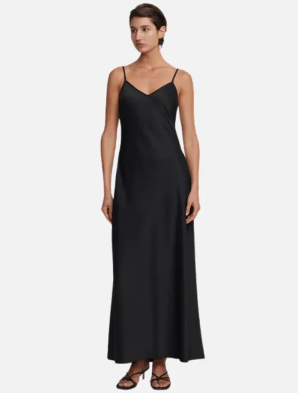 Hansen & Gretel Timeless Slip - Black< Midi Dresses