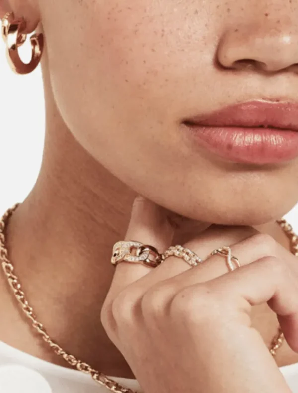 Jolie and Deen Ula Hoops - Gold< Earrings