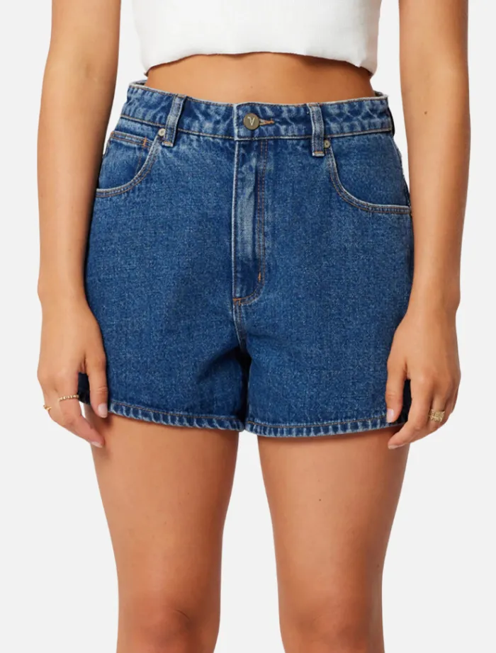 venice_short__bella_1.webp Abrand Venice Short - Bella< Denim | Shorts