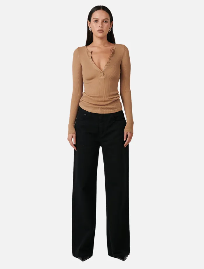 xavier_button_top__latte_2.webp Bayse Xavier Button Top - Latte< Pants | Knitwear